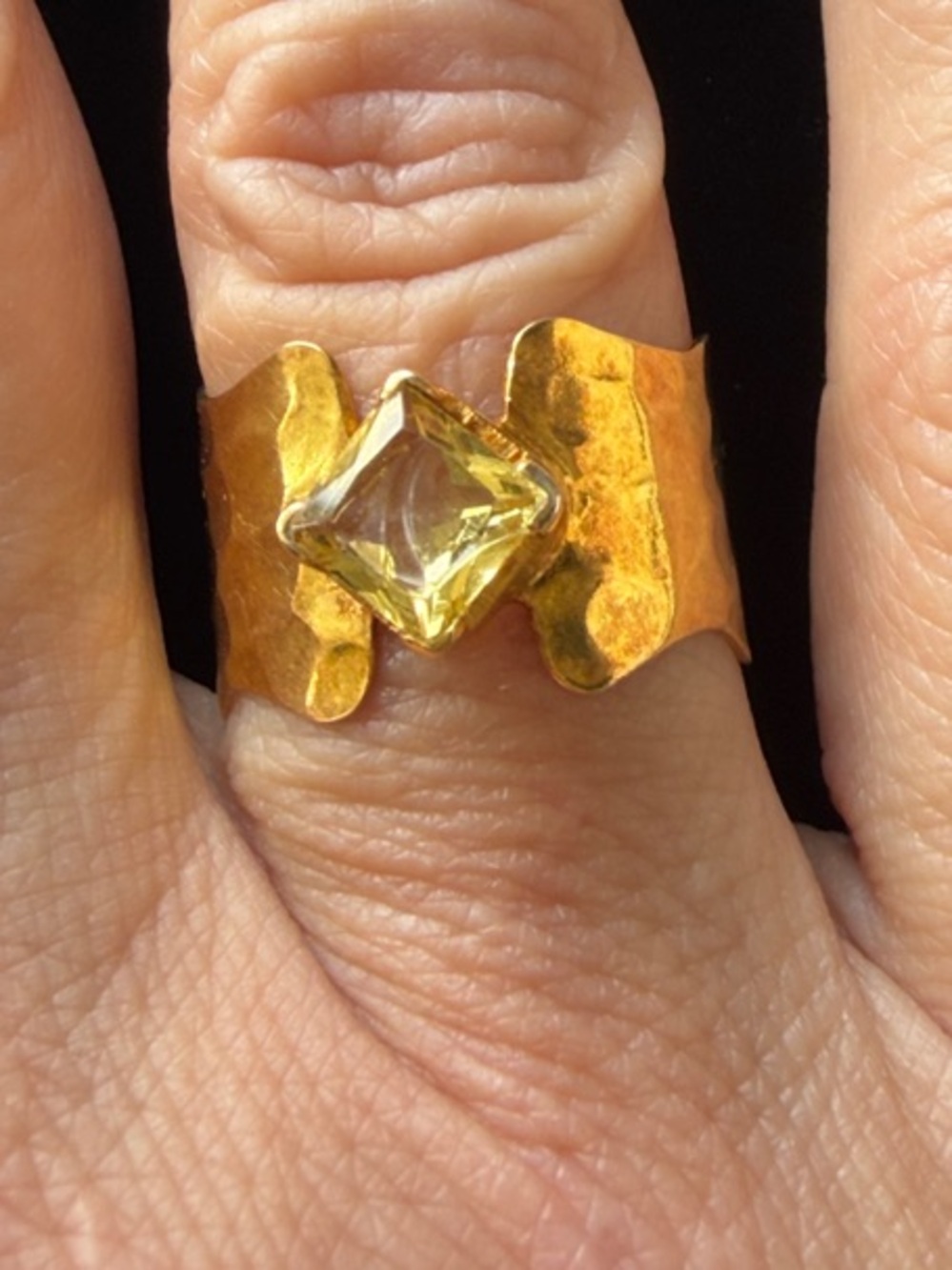 Gold Wide Band Ring with Yellow Gemstone - Picture 3 of 7
